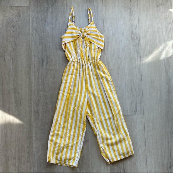 abercrombie kids Other - Abercrombie Kids Yellow and White striped romper